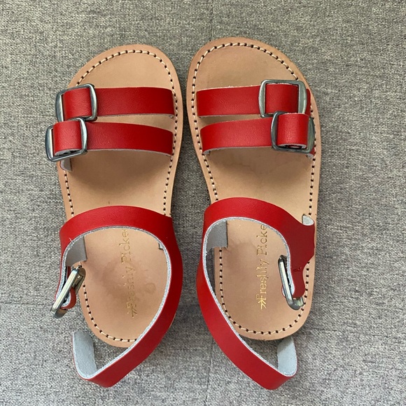 Freshly Picked Toddler sandals - Picture 2 of 4